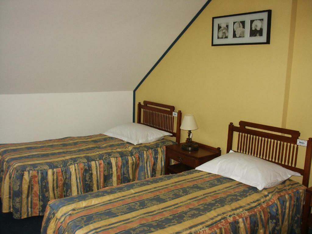 Hotel Astra Braşov Quarto foto